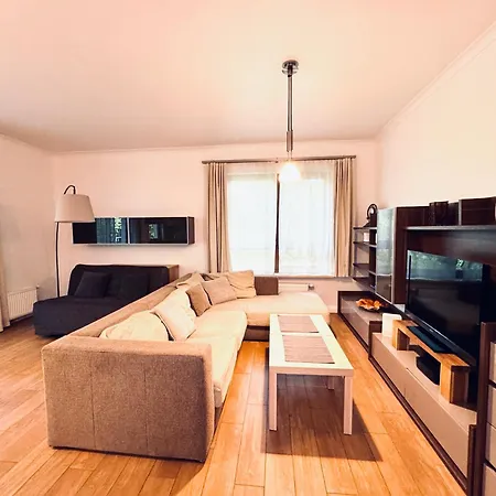 Shadow Retreat By Fiesta Apartman Sopot